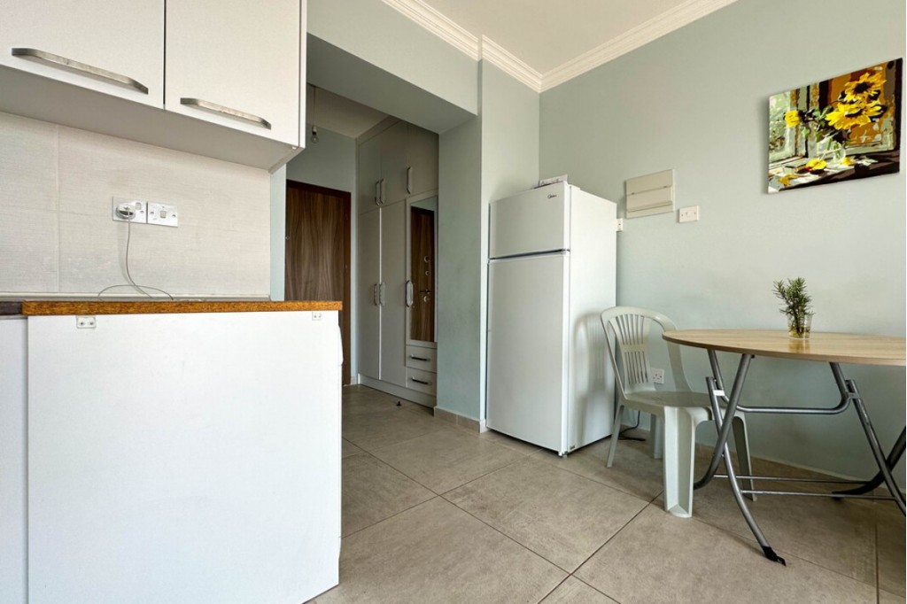 Apartment ID 037018 studio